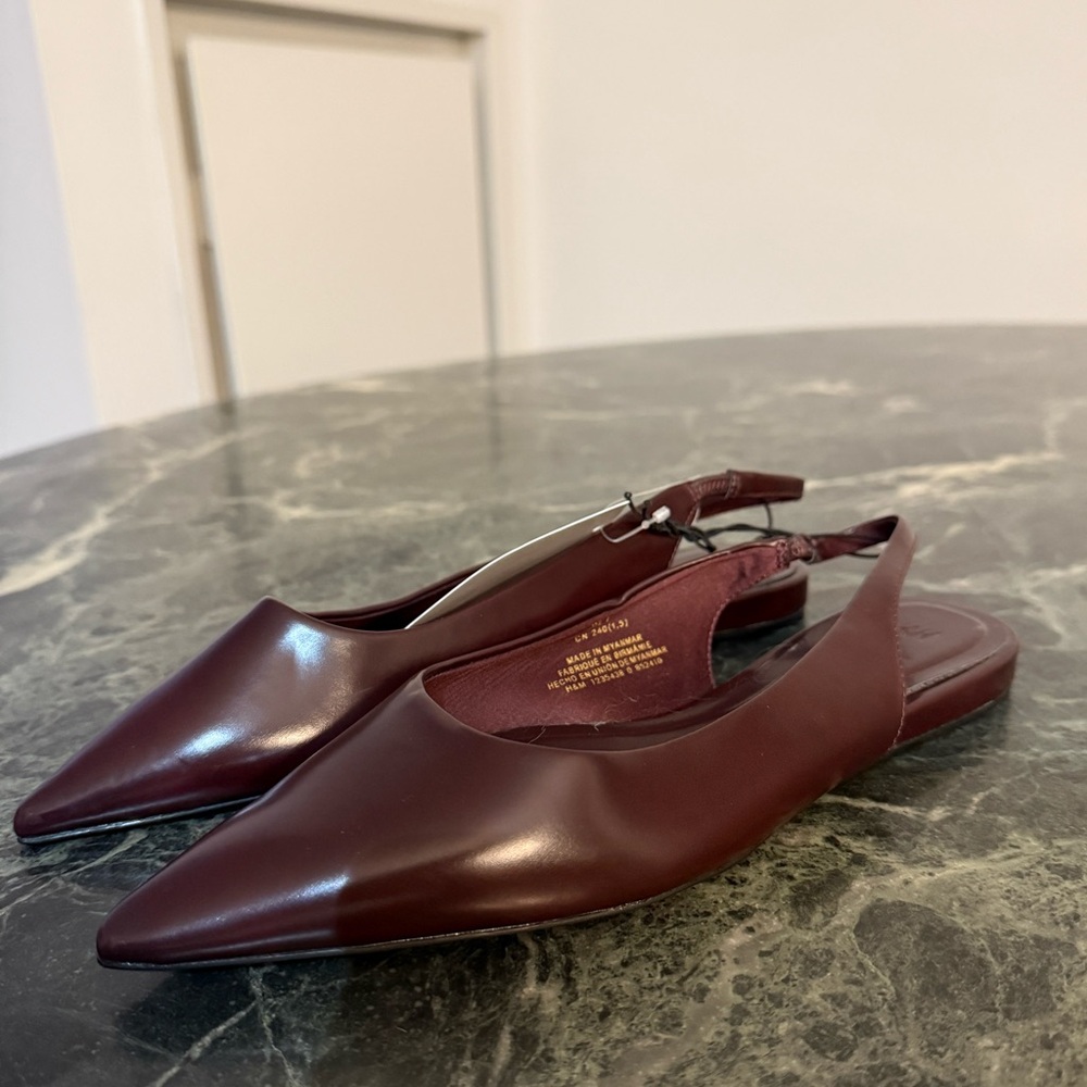 H&M POINTED FLATS